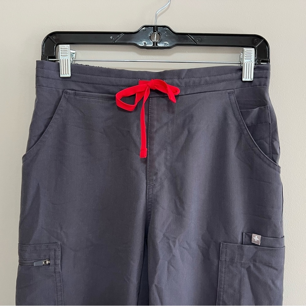 FIGS Yola Skinny Scrub Pants in Charcoal Grey (PO# 1873), size XS/T - Picture 4 of 9